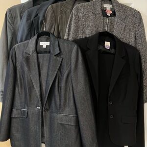 Lot of women’s suits size 8